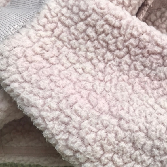 Patagonia Fleece Jacket (size 3T) - Picture 5 of 5